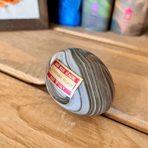 Vintage Hand Made Italy Venetian Glass Egg w/Sticker - Picture 2 of 5
